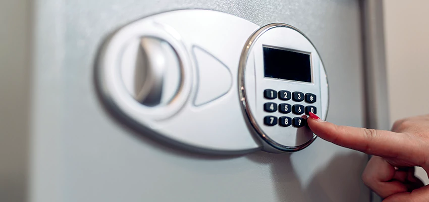 Jewelry Safe Cracking in Camarillo, California